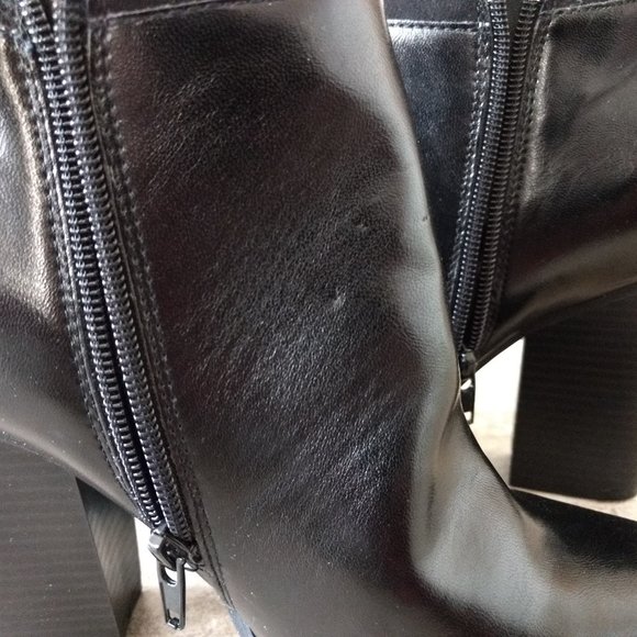 CHARLES JOURDON‎ Paris Cora Women's Size 10 Black Faux Leather Zip Ankle Boots - Picture 8 of 14